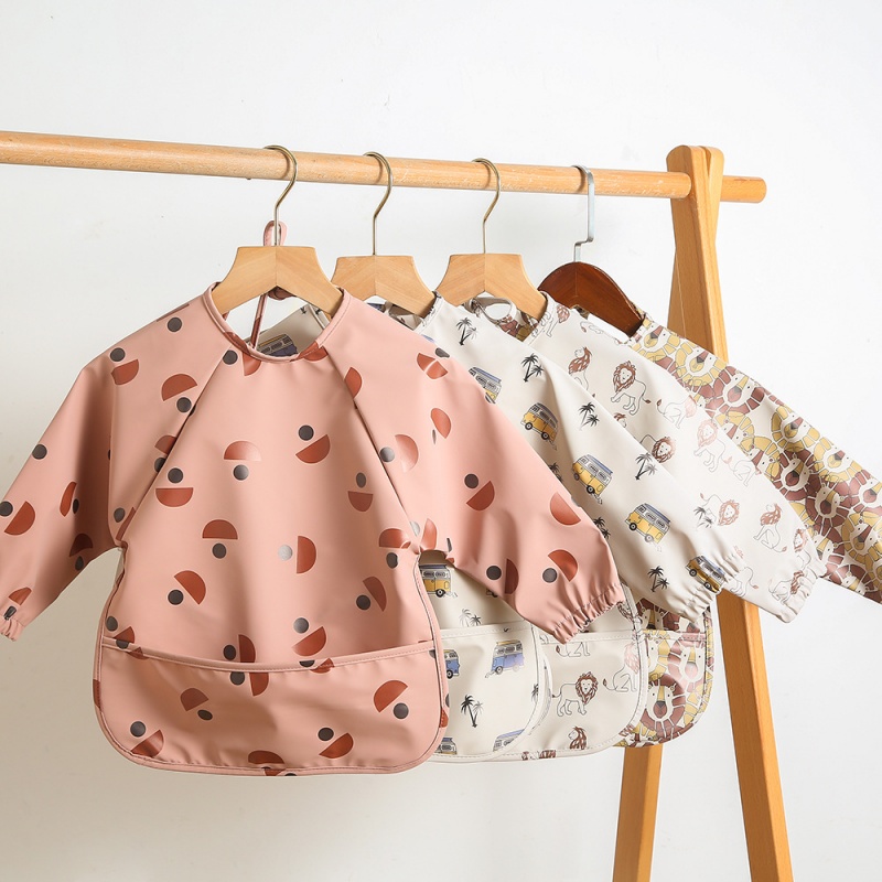 Bib Long Sleeve - Langärmliges, wendbares PU-Lätzchen für Babys im