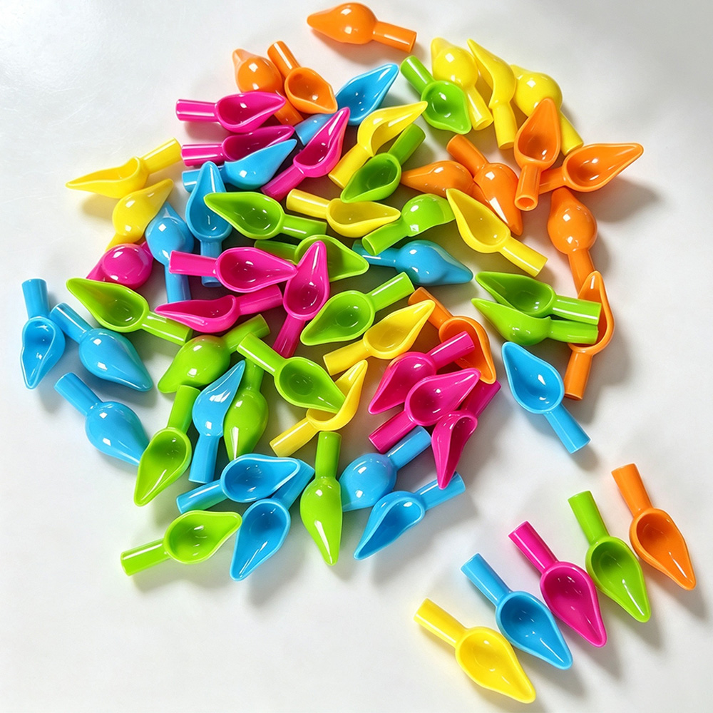 Baby Food Utensils - Mini Bunter Plastik-Fütterungslöffel, Verwendbar mit Spritze,